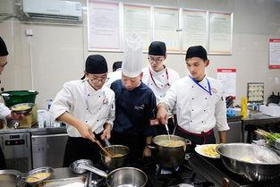 南京厨师直播爆料视频播放,独家烹饪技巧与幕后故事 第1张 南京厨师直播爆料视频播放,独家烹饪技巧与幕后故事 第1张